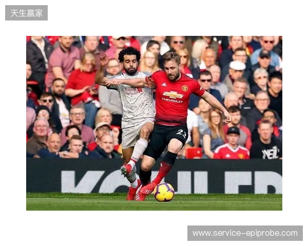 利物浦客战森林：萨拉赫、加克波、埃基蒂克首发，维尔茨出战