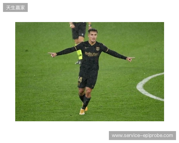 巴萨官方:莱万左眼眶骨折,将缺席对阵马竞的比赛 巴萨官方:莱万左眼眶骨折,将缺席对阵马竞的比赛