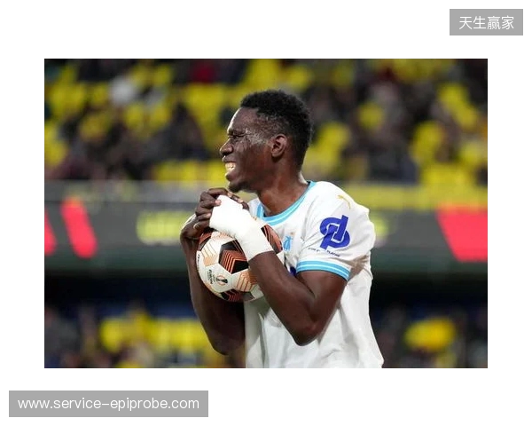 水晶宫vs利兹联：布伦南-约翰逊、伊斯梅拉-萨尔首发，卡尔弗特-勒温、卢卡斯-恩梅加出战