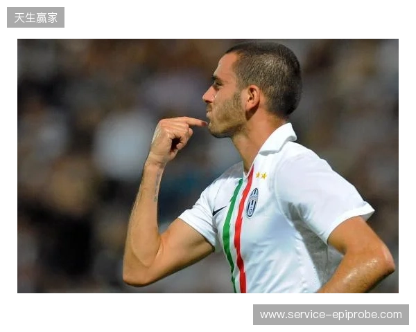 努内斯：我全家人都不喜欢输；我从不看任何边后卫的视频